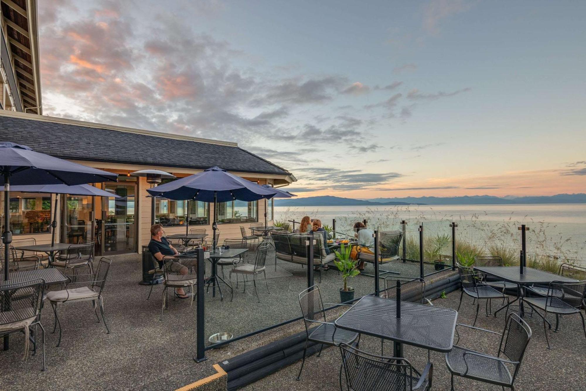 Bayside Oceanfront Resort Parksville Luaran gambar