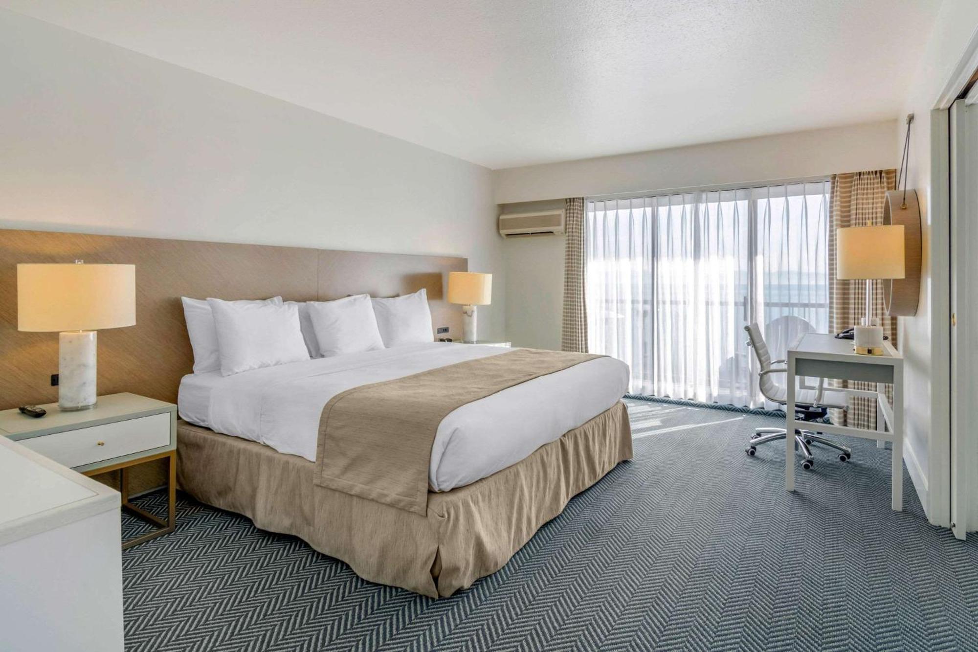 Bayside Oceanfront Resort Parksville Luaran gambar