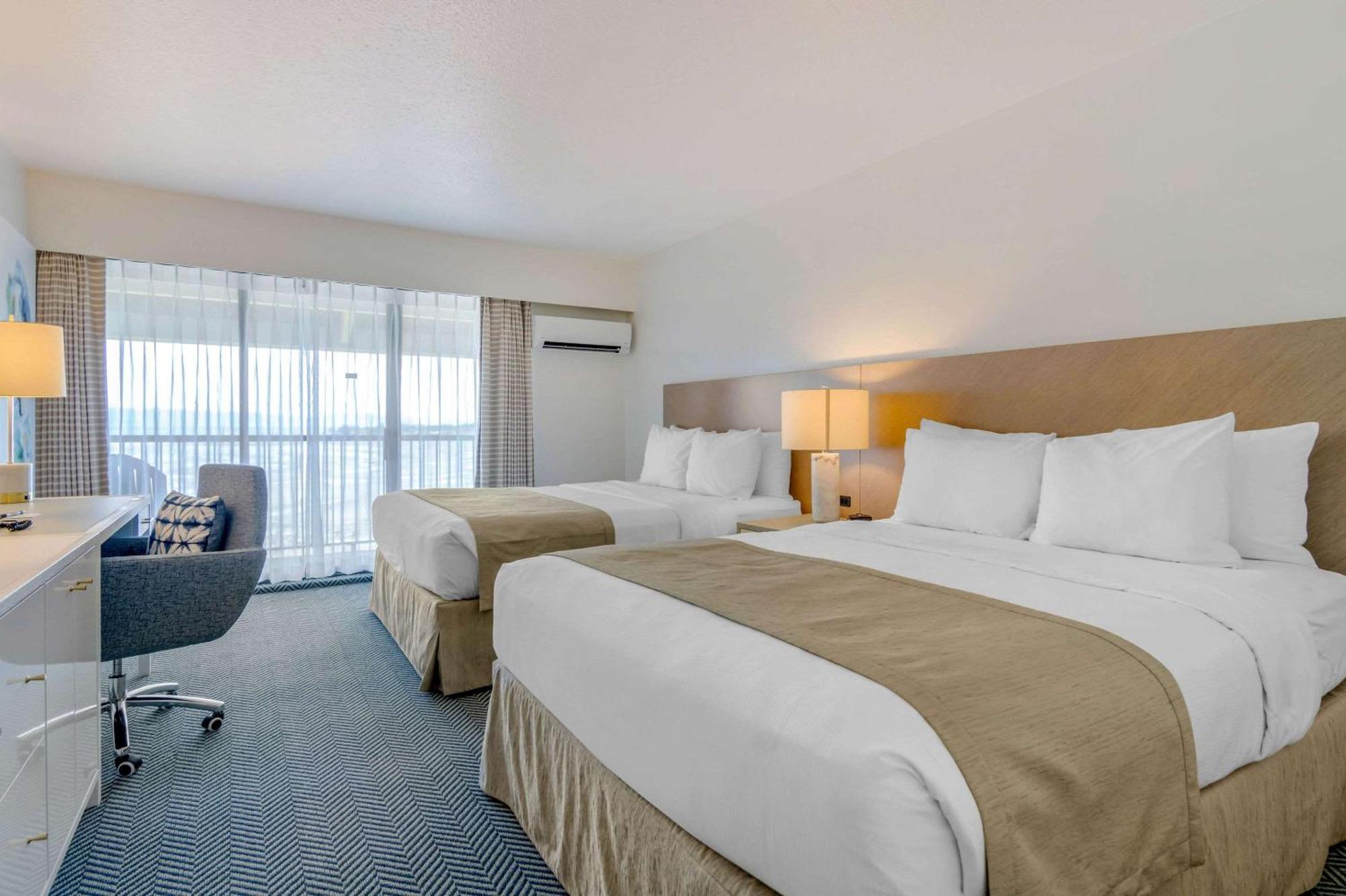 Bayside Oceanfront Resort Parksville Luaran gambar