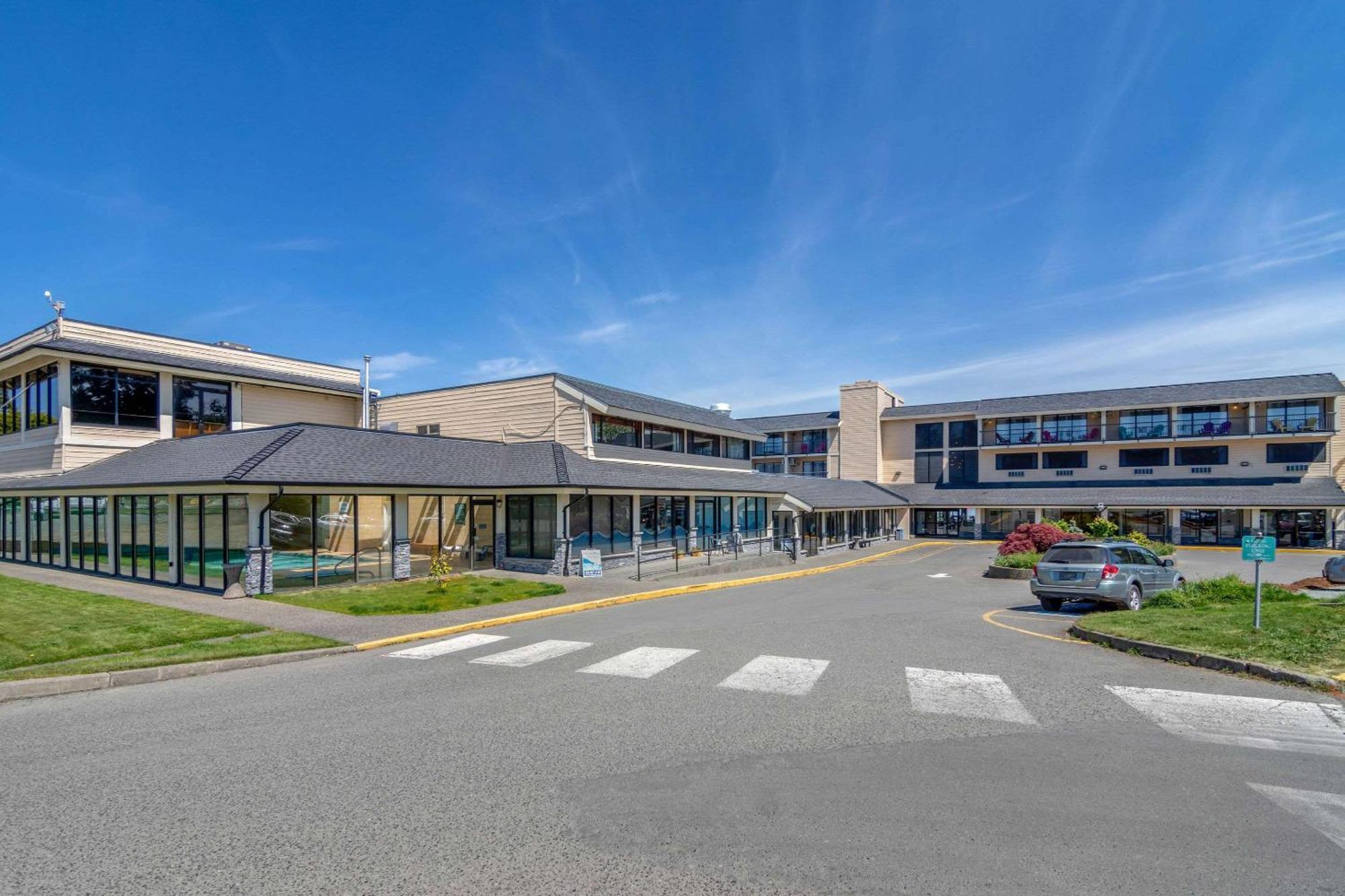 Bayside Oceanfront Resort Parksville Luaran gambar